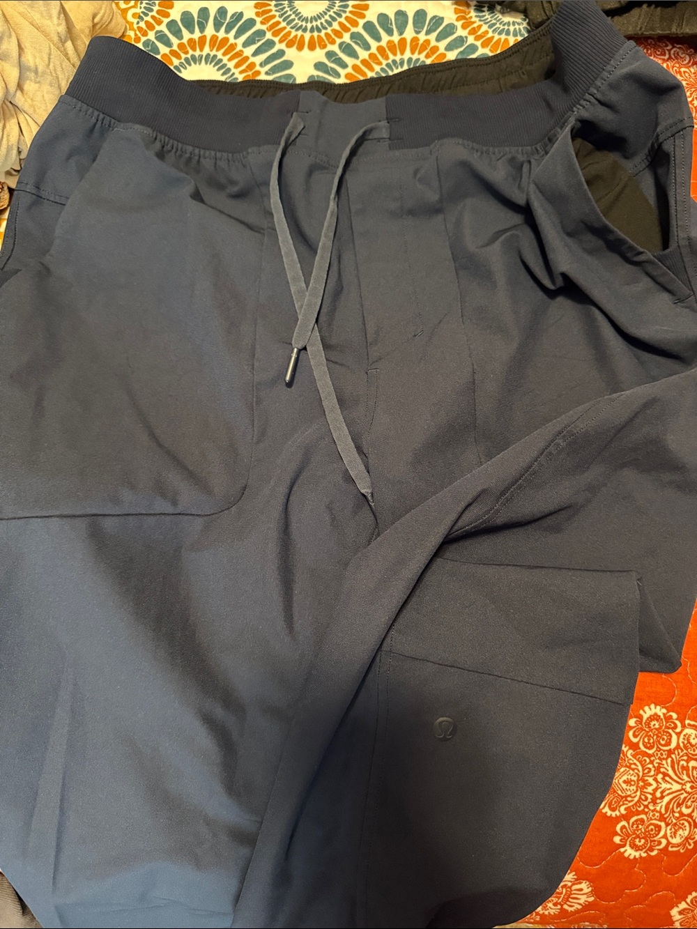 lululemon athletica Men’s Blue Jogger Pants - Picture 3 of 5